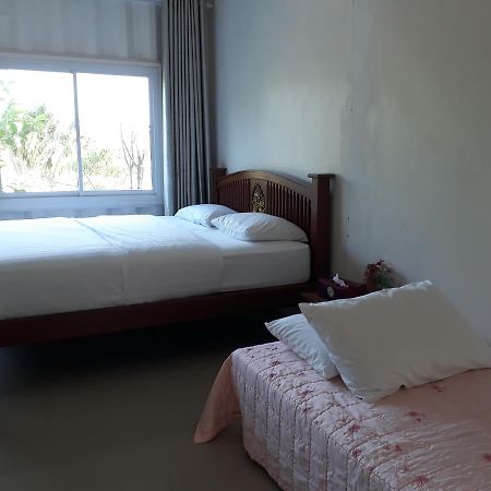 Farsai Homestay Lop Buri Εξωτερικό φωτογραφία